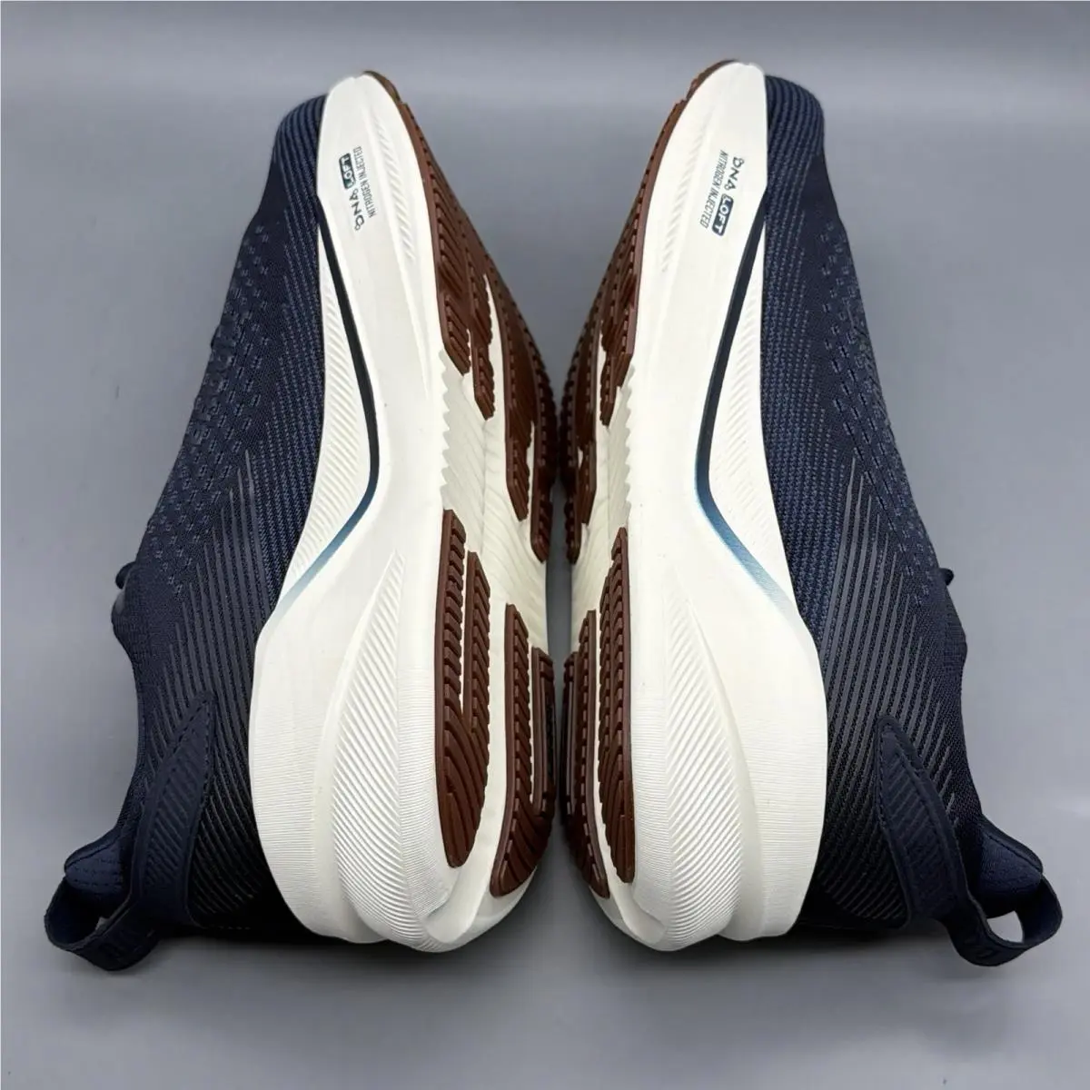 Brooks shoes - Brooks Ghost Max 4 - Ghost Max - 1104962E463 - Navy (UPC: 0195394887655) 3