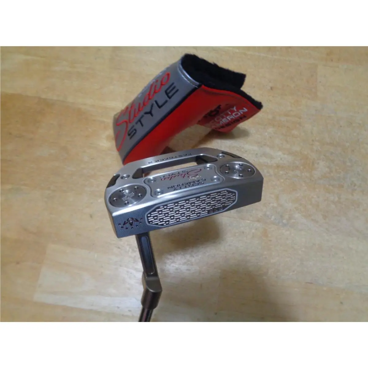 Scotty Cameron 2025 Studio Style Fastback 2 Long Design Putter 38 Putter