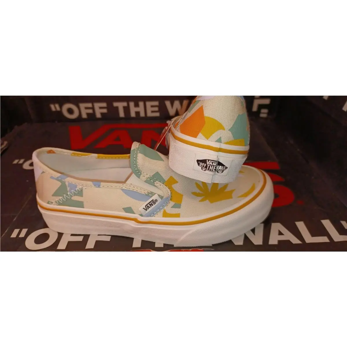 Vans shoes - Leila Hurst - Leila Hurst - VN0A3MVDXMK - Multicolor 15