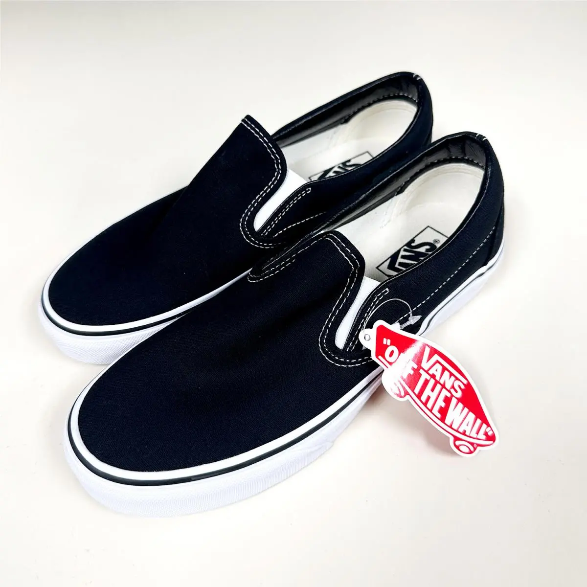 Unisex Vans Classic Slip-on Skate Board Shoe Black VN000EYEBLK