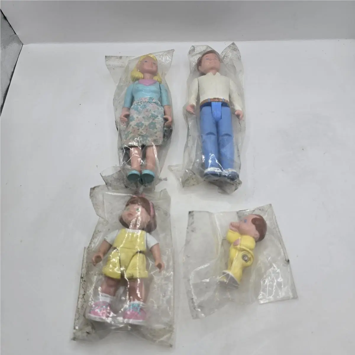 Fisher-price Dream Family Dollhouse Mom Dad Girl Baby Boy 4655 Set Of 4
