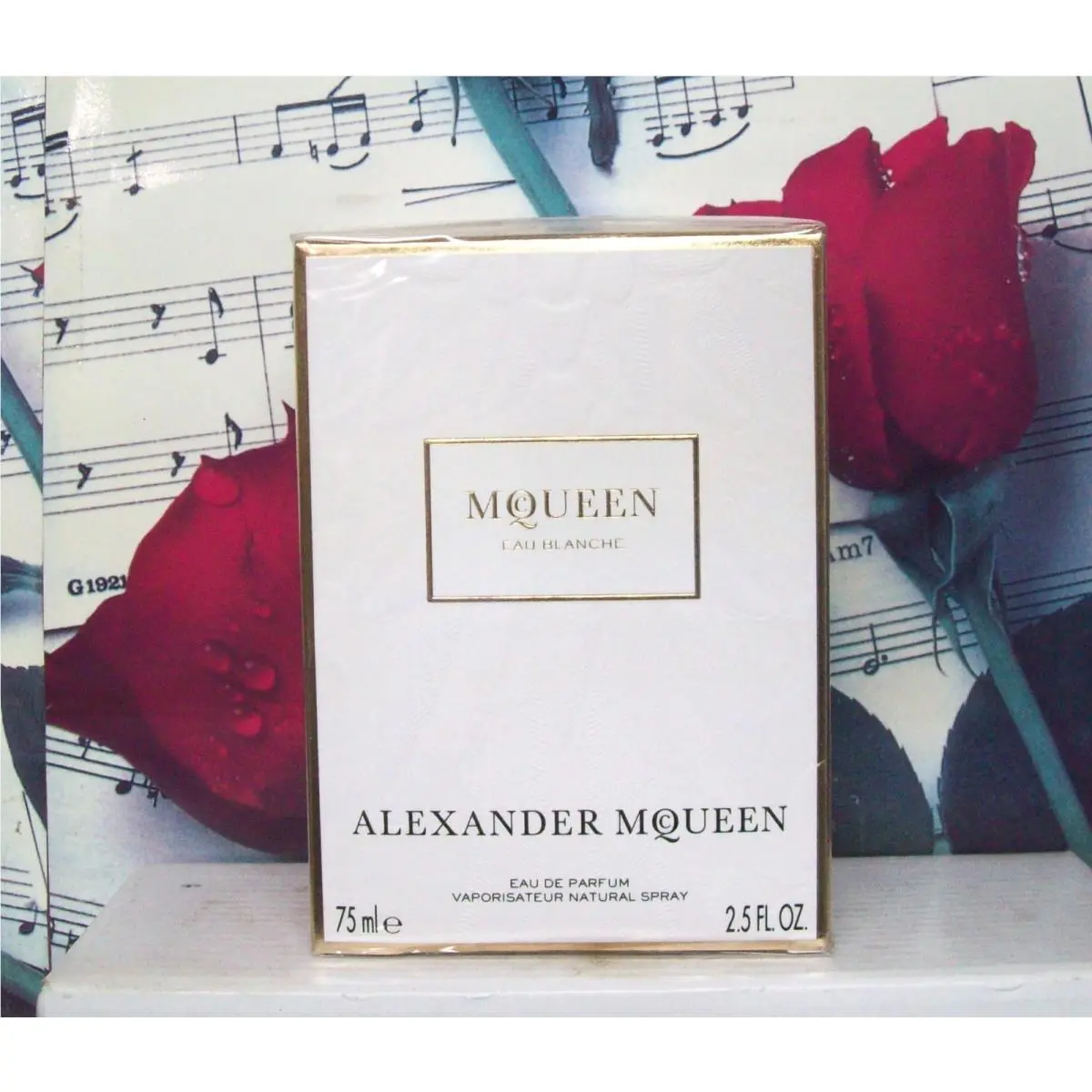 Mcqueen by Alexander Mcqueen 75 Ml/ 2.5 oz Eau de Parfum Spray by Alexander McQueen
