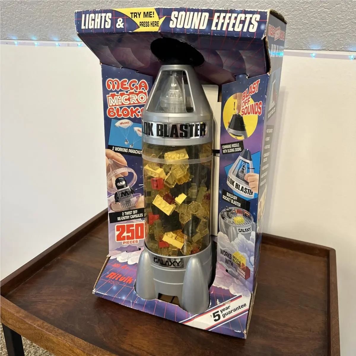 Vintage 1992 Mega Bloks Blaster Galaxy Rocket Ship Space Shuttle W/astronauts