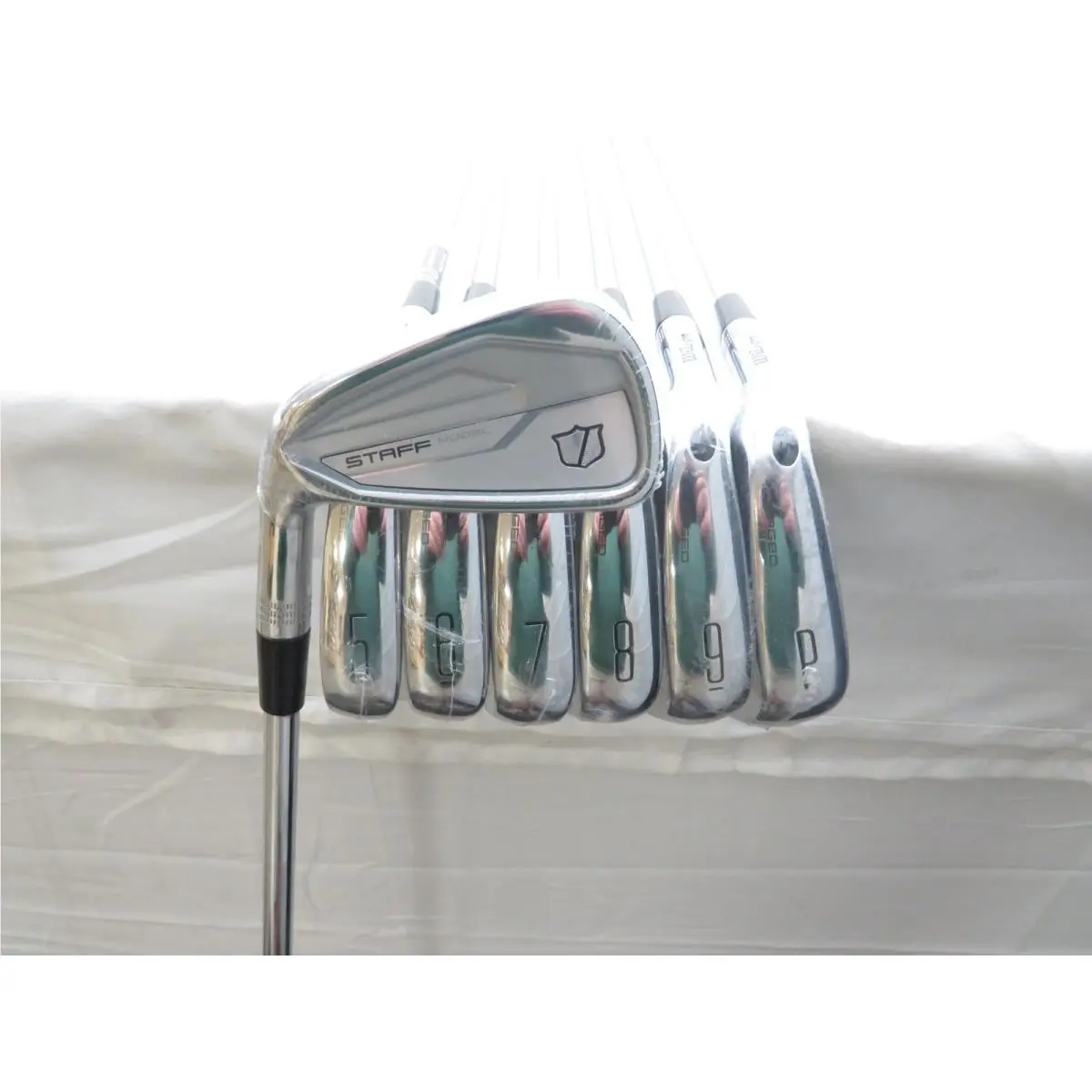 LH Wilson Staff Model CB Iron Set 4-PW Dynamic Gold R300 Regular Flex Steel