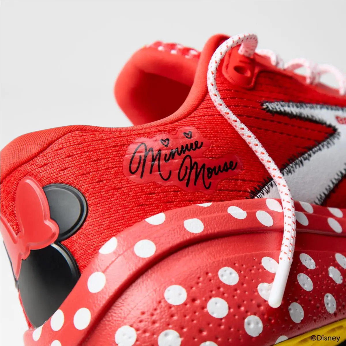 Brooks shoes - Brooks Ghost Max 2 x Disney Minnie Mouse - 1105071D608 - Red 8