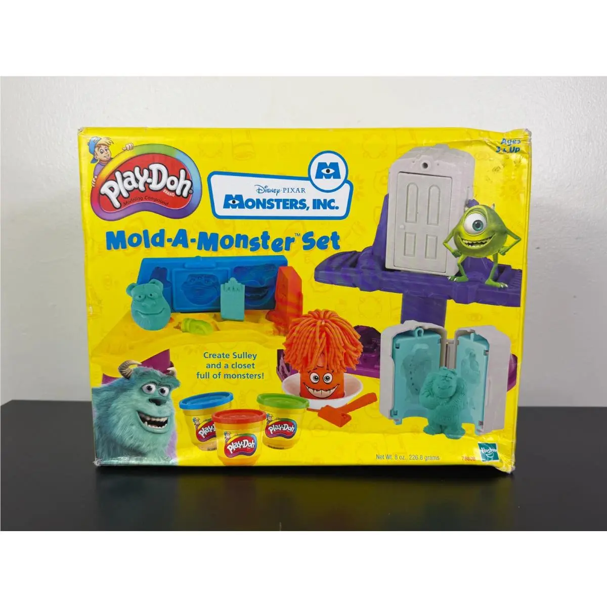 2001 Play-doh Disney Pixar Monsters Inc. Mold-a-monster Set -hasbro