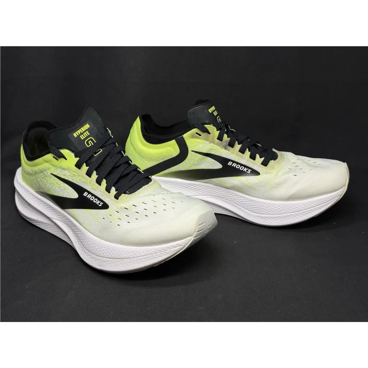 Unisex Size 6.5 - Brooks Hyperion Elite 2 Carbon Silver Nightlife