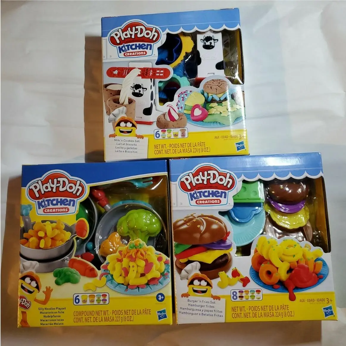 Play-doh Kitchen Creations Milk Cookies + Silly Noodles + Burgers Fries