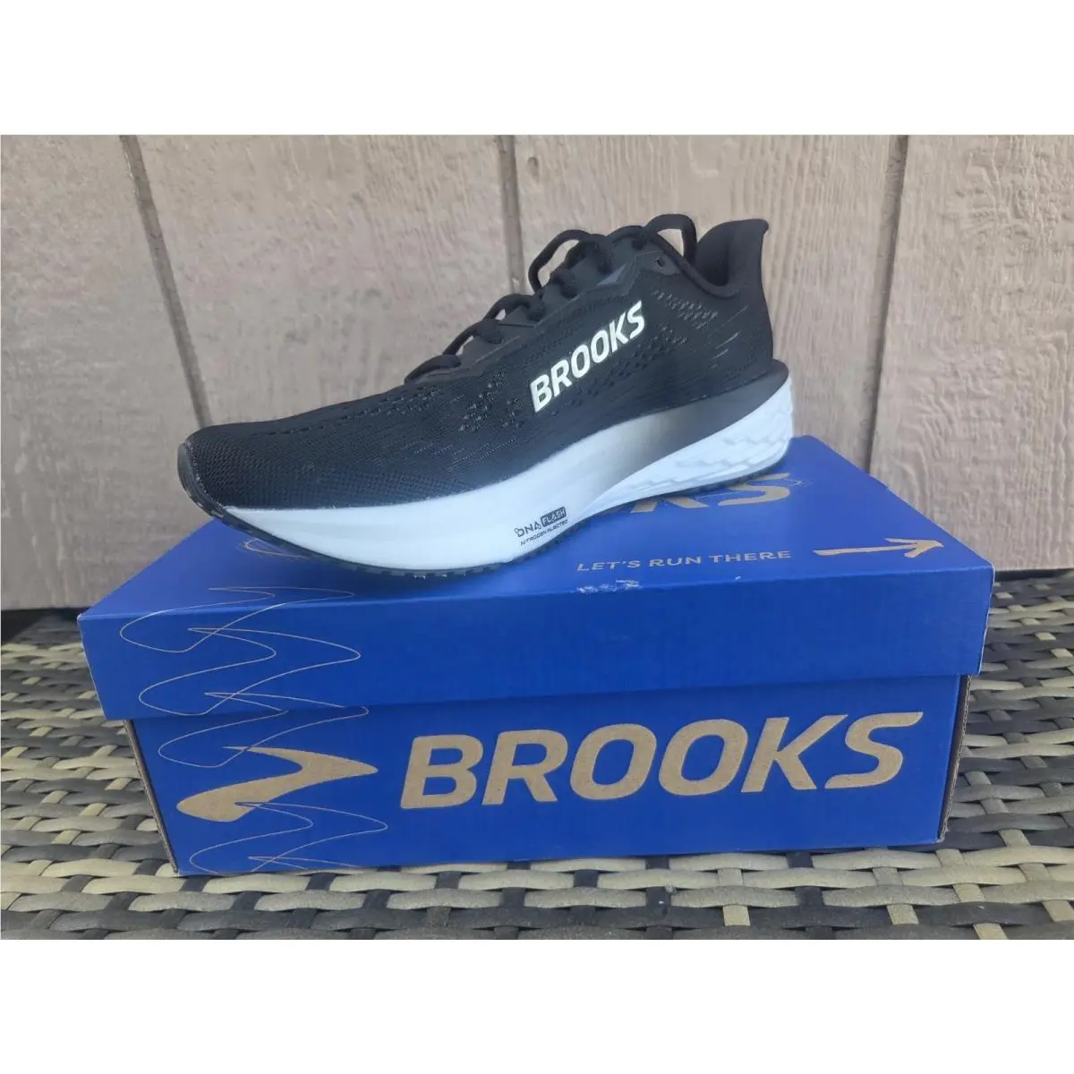 Brooks shoes - Brooks Launch - Launch - 1204711B090 - Black (UPC: 195394783735) 0