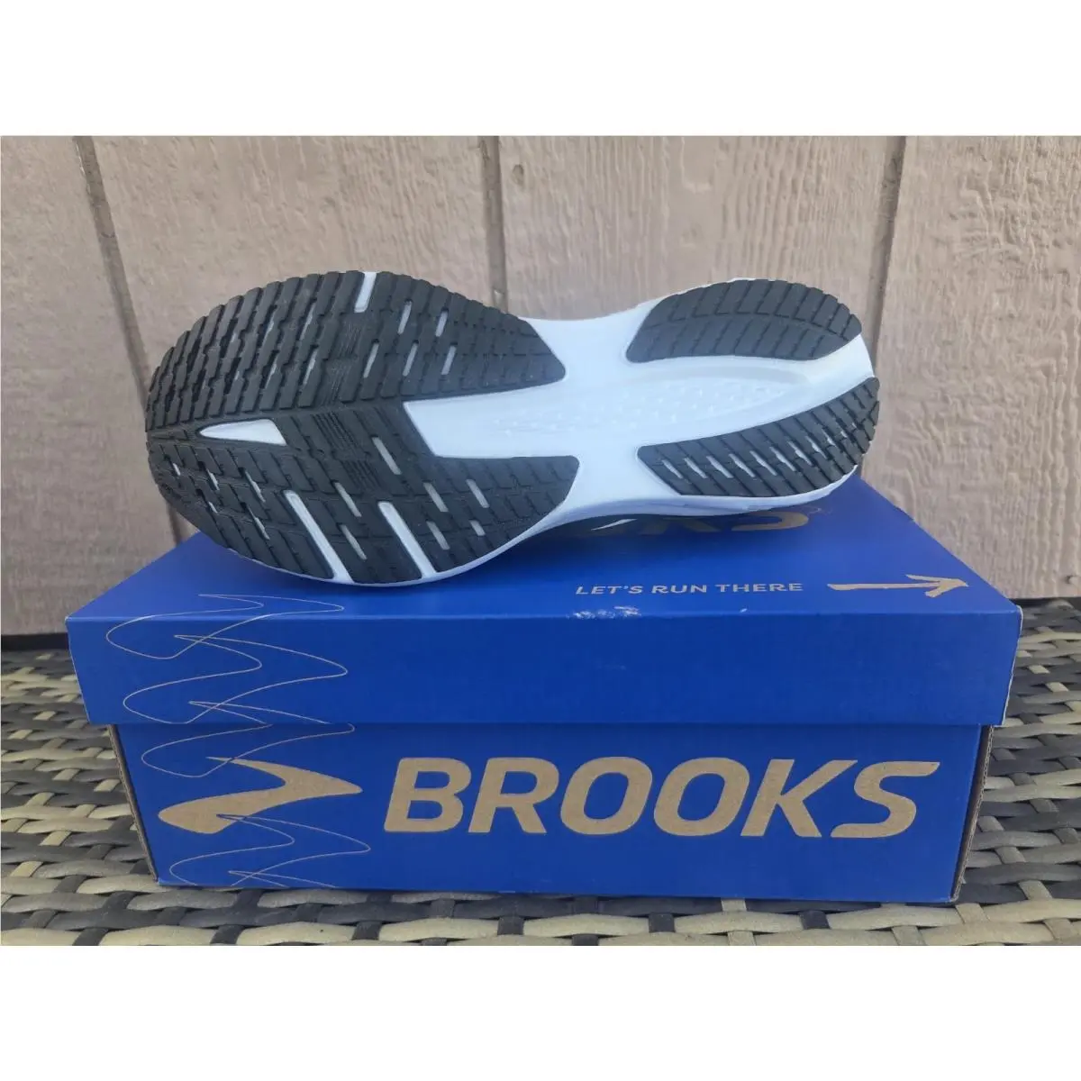 Brooks shoes - Brooks Launch - Launch - 1204711B090 - Black (UPC: 195394783735) 3