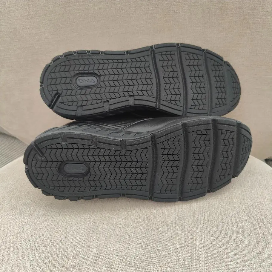 Brooks shoes - 1103181B072 - 110318 1B 072 - Black (UPC: 190340568909) 2
