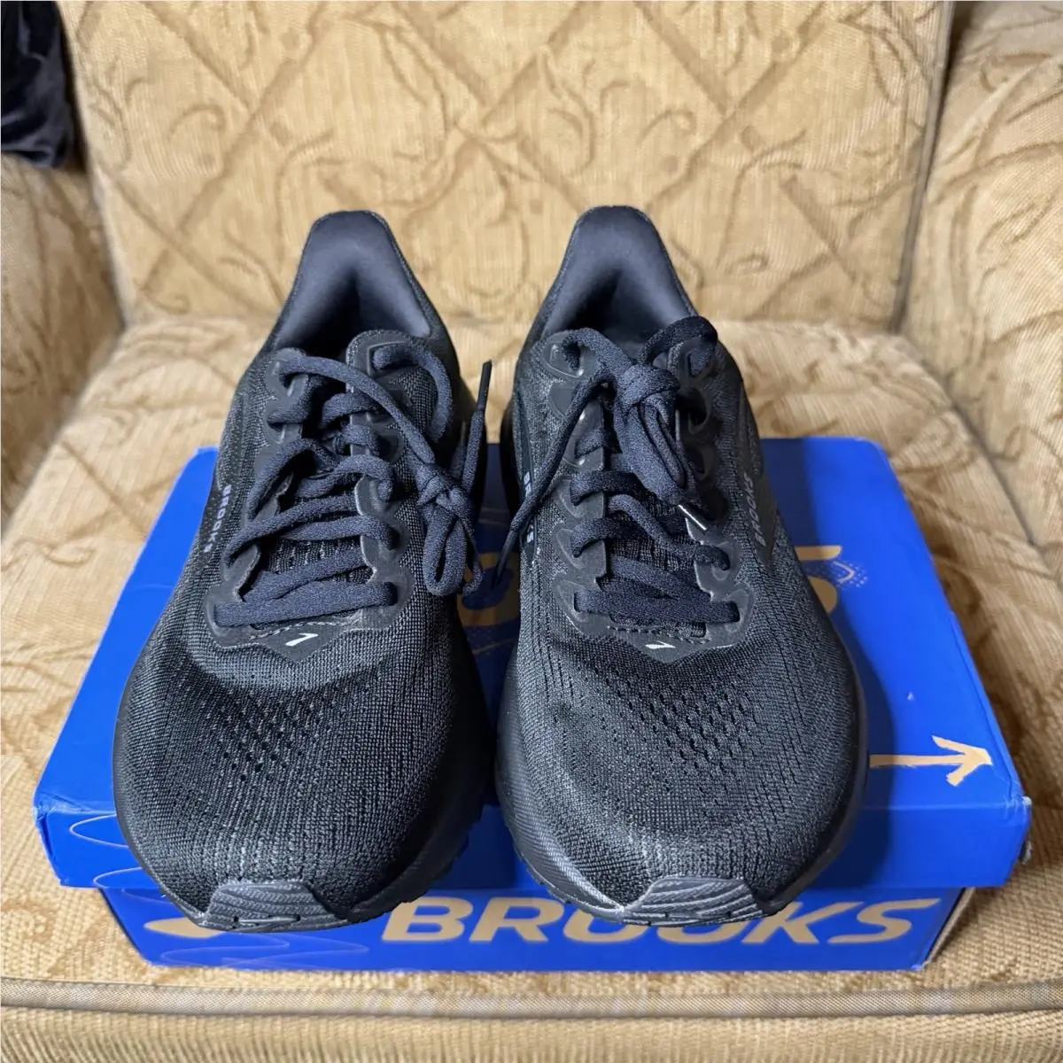 Brooks shoes - Brooks Ghost 17 - Ghost - 1204312E020 - Black 2