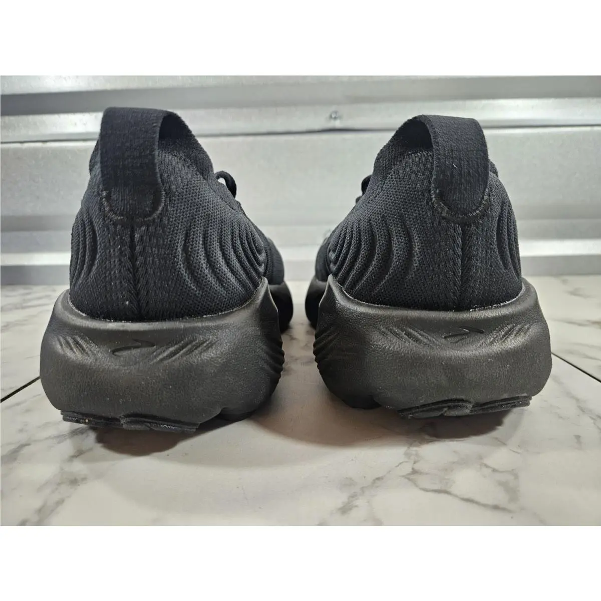 Brooks shoes - Brooks Adrenaline GTS 25 Supportive - Black 2