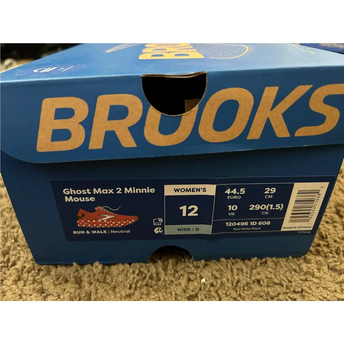 Brooks shoes - Brooks Ghost Max 2 - Ghost Max - Red 0