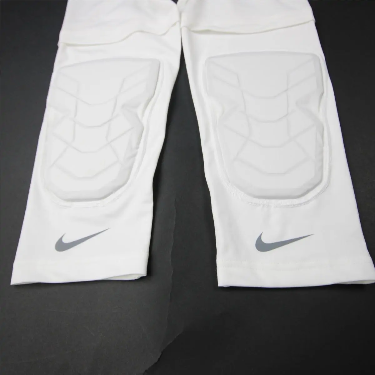 Nike clothing - White 2