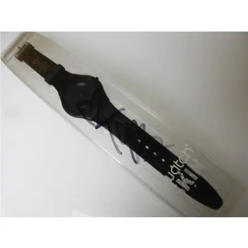 Black Out Too Black Hands Swatch 1st Skin Signed By Tyra Banks Nib-rare
