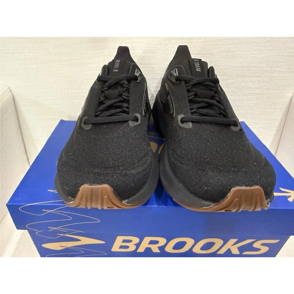 Brooks shoes - Brooks Revel 9 - Revel - Black 2