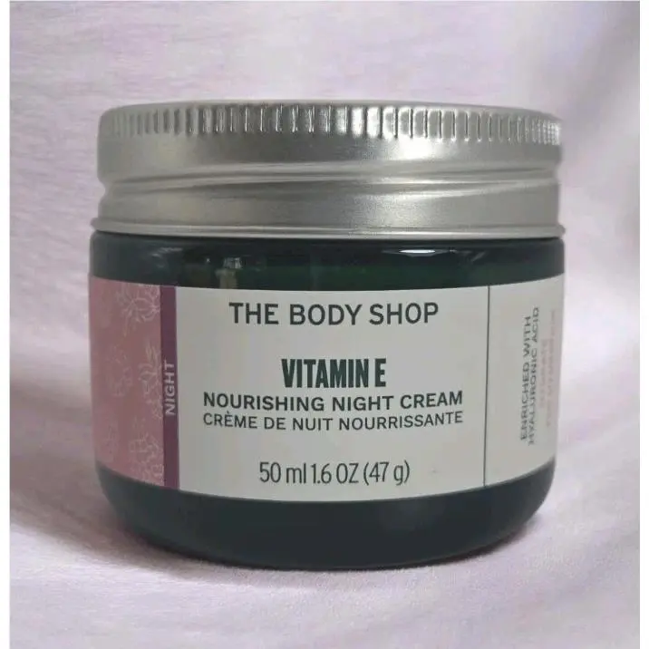 The Body Shop Vitamin E Moisture Night Face Cream Fast Absorbing Hydrates 1.6 Oz