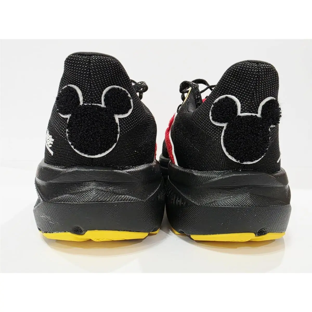 Brooks shoes - Brooks Ghost 17 MICKEY MOUSE RunDisney 2026 - Black/White/Red (UPC: 195394831375) 7