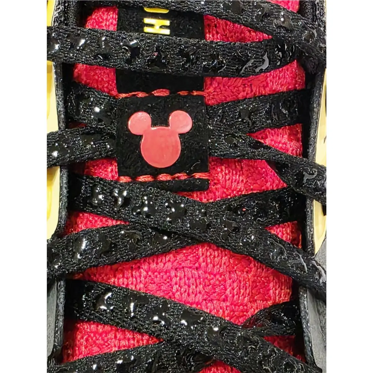 Brooks shoes - Brooks Ghost 17 MICKEY MOUSE RunDisney 2026 - Black/White/Red (UPC: 195394831375) 14