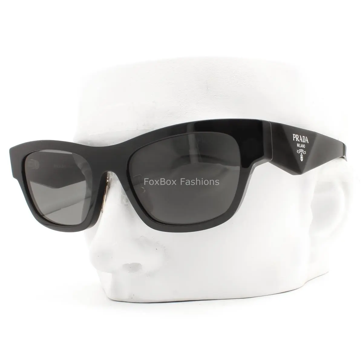 Prada Sunglasses Polished Black Dark Gray Tint Spr B09F 16K-08Z with Case