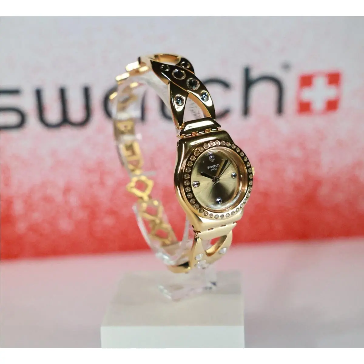 Goldy Hug Quartz Crystal Gold Dial Ladies Watch YSG164G Irony 25MM by Swatch