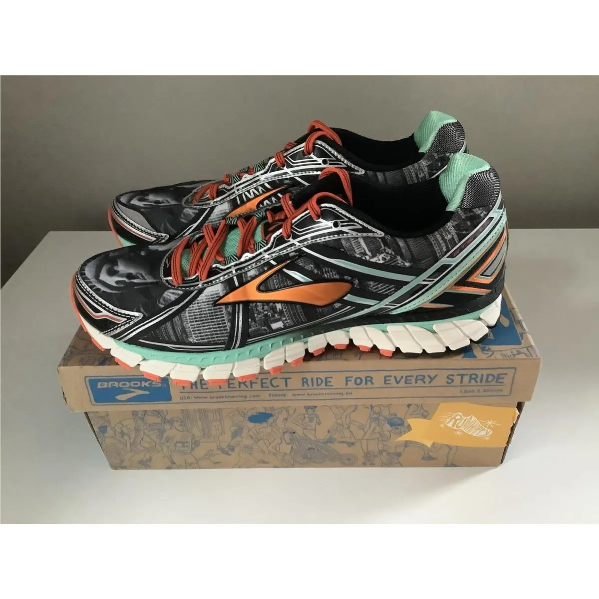 Brooks Adrenaline Gts 15 Freedom York Nyc Men’s Running Shoes - Sz 9.5