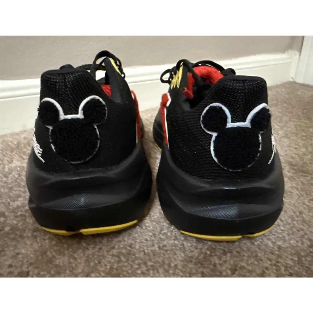 Brooks shoes - Brooks Ghost - Ghost - Black 3
