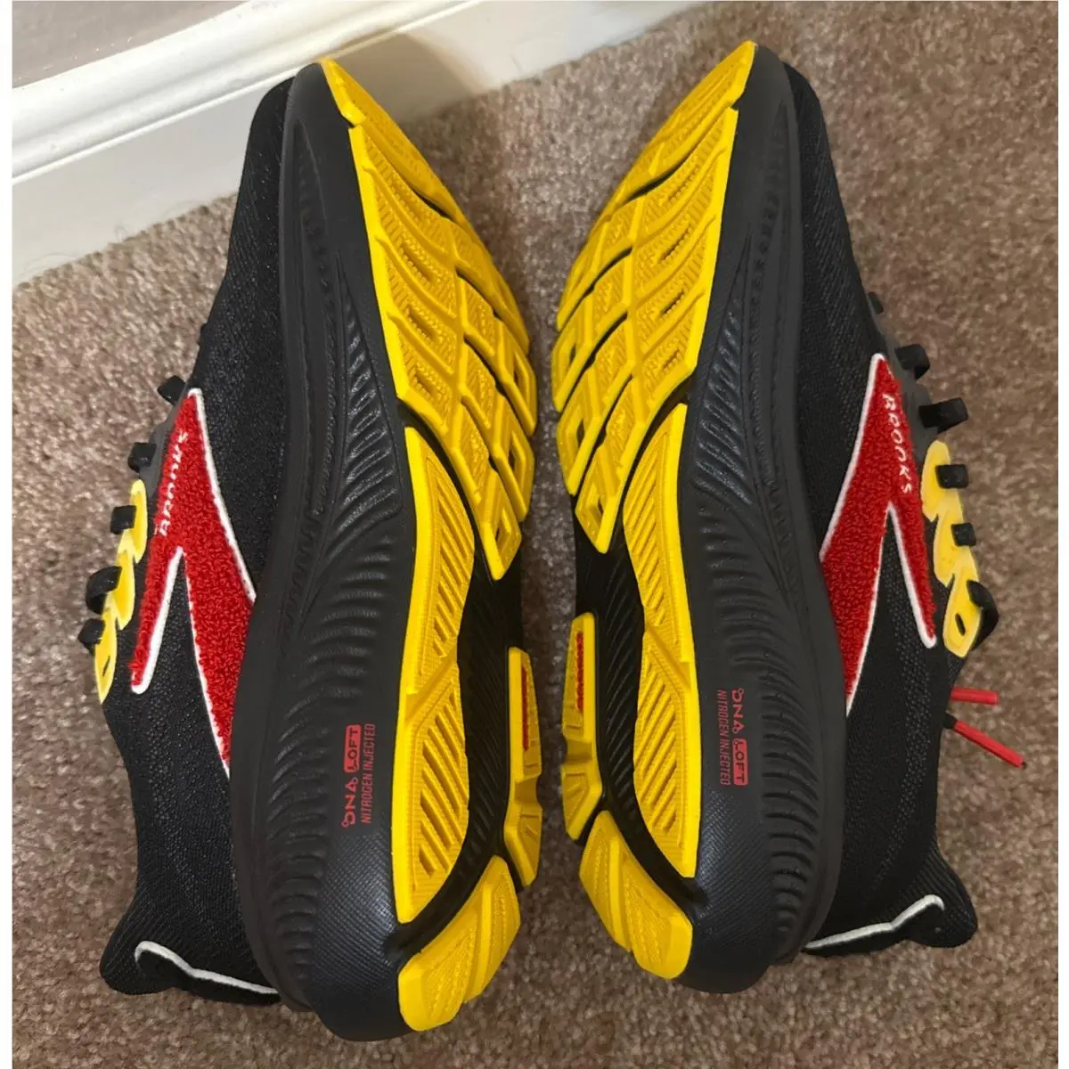 Brooks shoes - Brooks Ghost - Ghost - Black 4