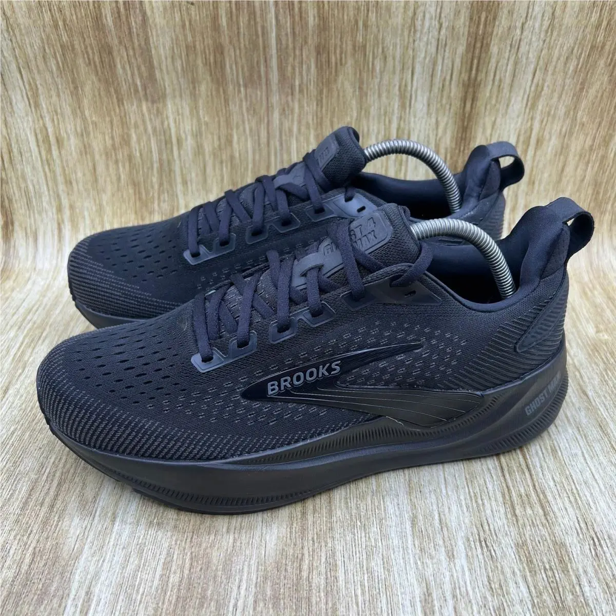 Brooks shoes - Ghost Max 4 - Ghost Max - 1104961D020 - Black 2