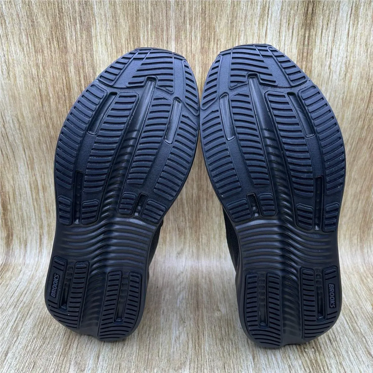 Brooks shoes - Ghost Max 4 - Ghost Max - 1104961D020 - Black 7