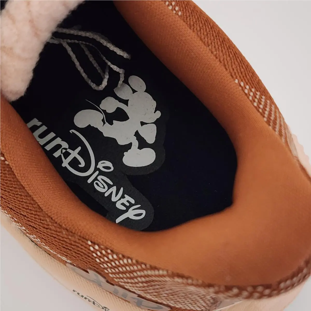 Brooks shoes - Brooks Ghost - Ghost - Brown 8