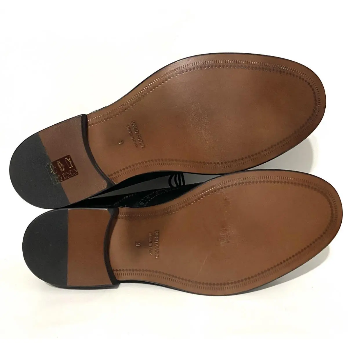Brooks shoes - Black 3
