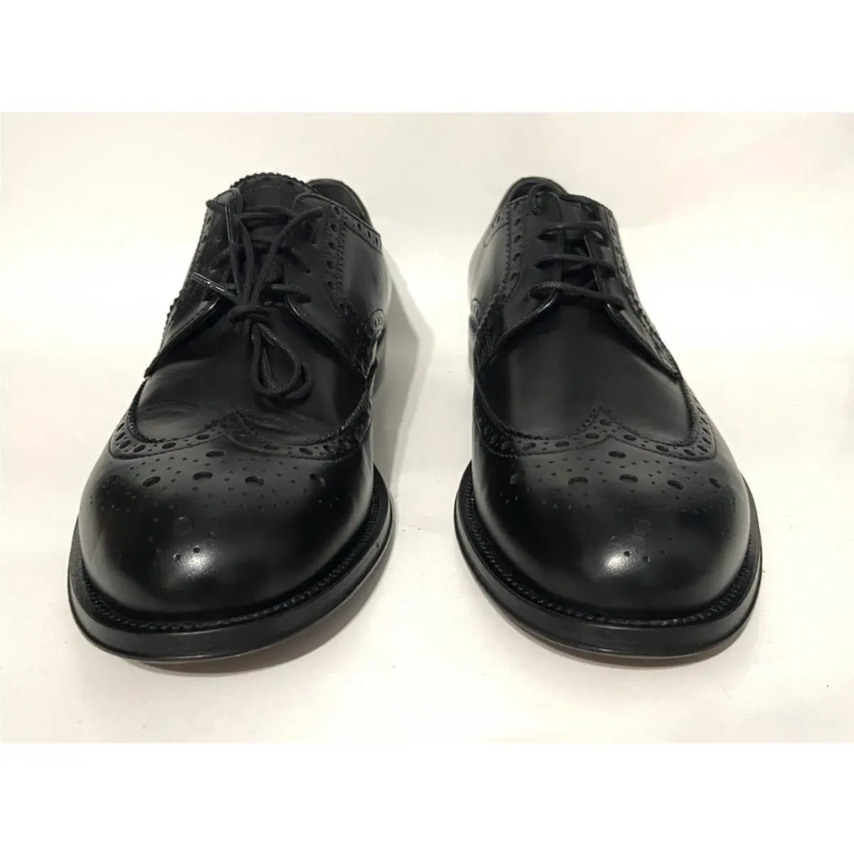 Brooks shoes - Black 1