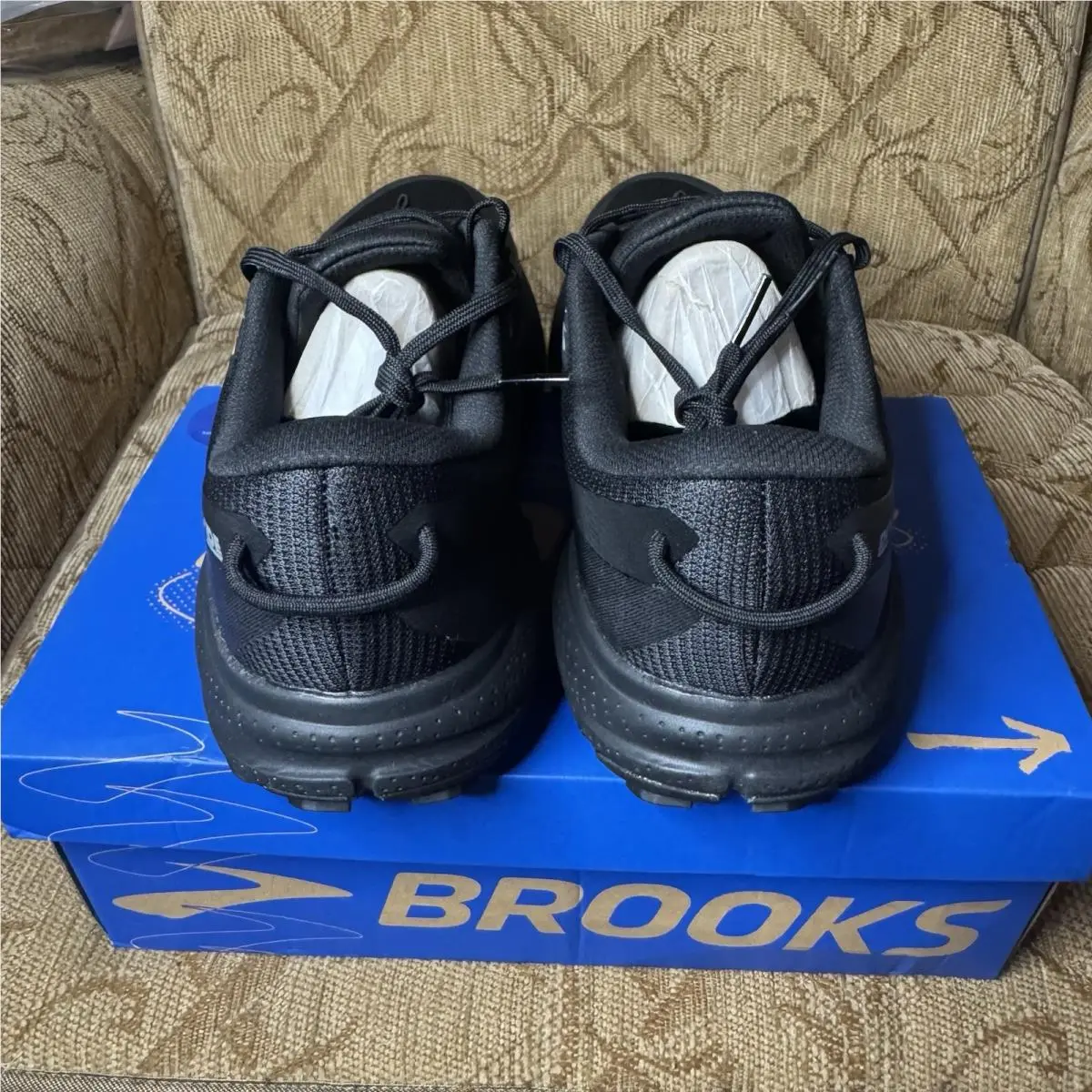 Brooks shoes - Brooks Adrenaline GTS 23 - Adrenaline GTS - 1104601D047 - Black Black Primer Gray (UPC: 195394710489) 3