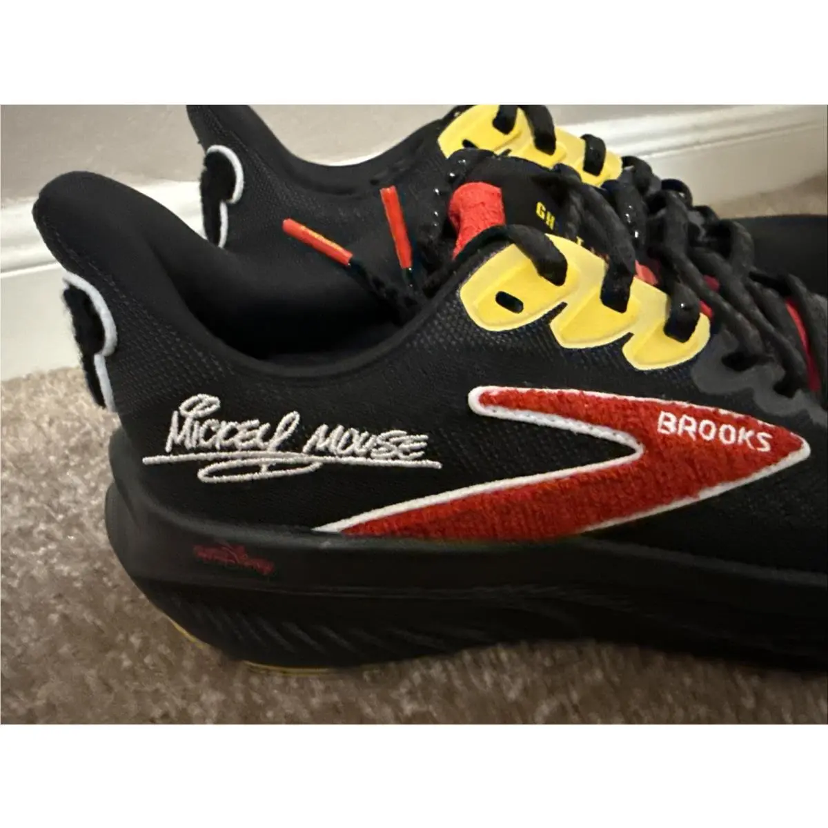 Brooks shoes - Brooks Ghost - Ghost - Black 2