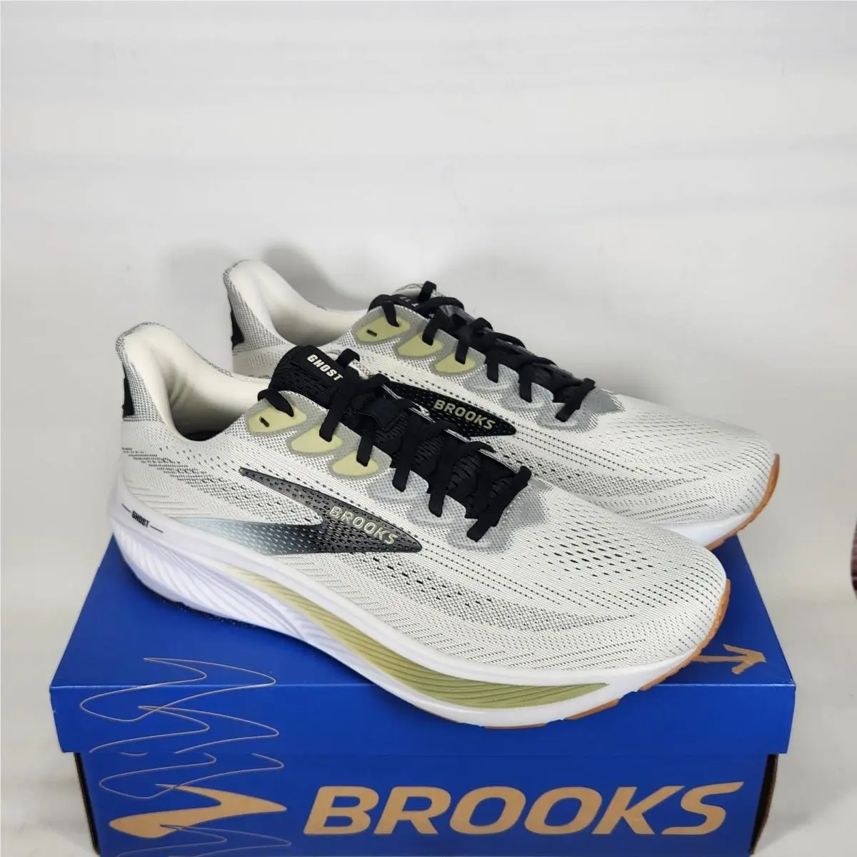 Brooks shoes - Brooks Ghost 17 - Ghost - White 0