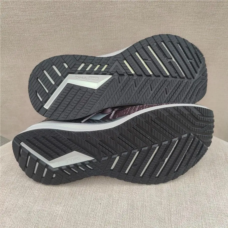 Brooks shoes - Bedlam 3 - Bedlam - 110343-012 - Black/White (UPC: 190340765599) 4