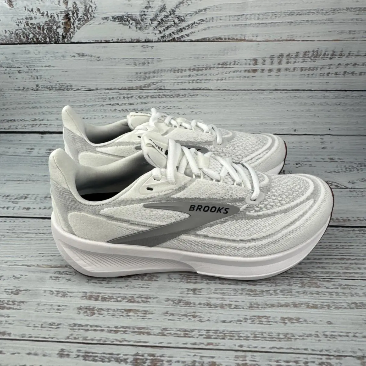 Brooks shoes - Brooks Revel - Revel - White (UPC: 195394906615) 2