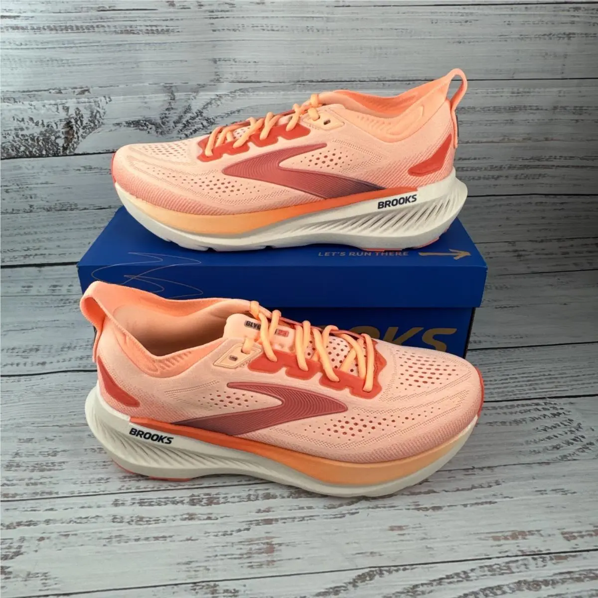 Brooks Glycerin 23 Womens Sz 12 B Running Shoes Coral Peach Spellbound