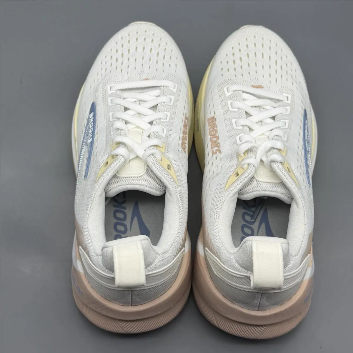 Brooks shoes - Ghost Max 4 - Ghost Max - 1204861B173 - Multicolor (UPC: 0195394889314) 5