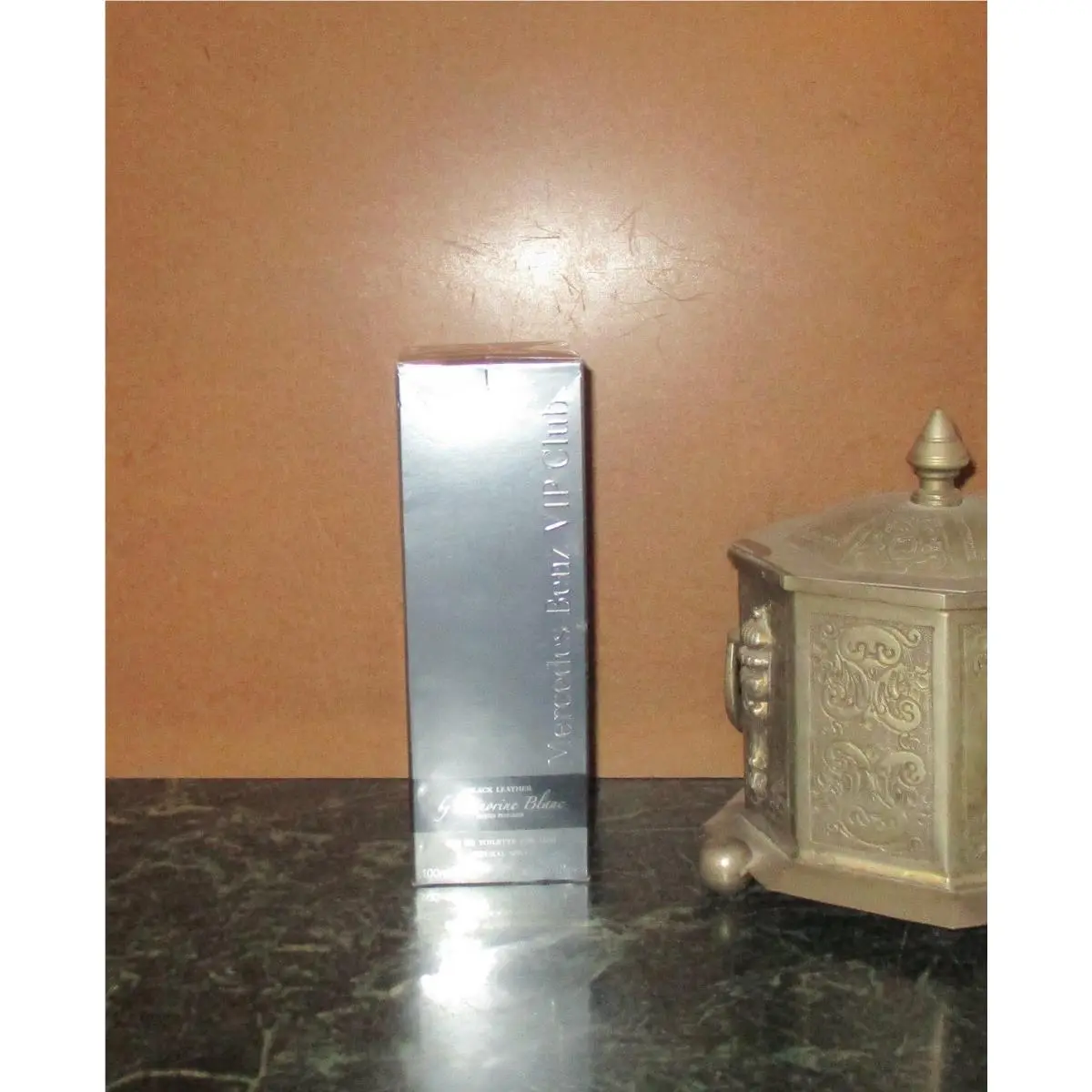 Mercedes Benz Vip Club Black Leather by Honorine Blanc Edt 100 ml 3.4 oz by Mercedes-Benz