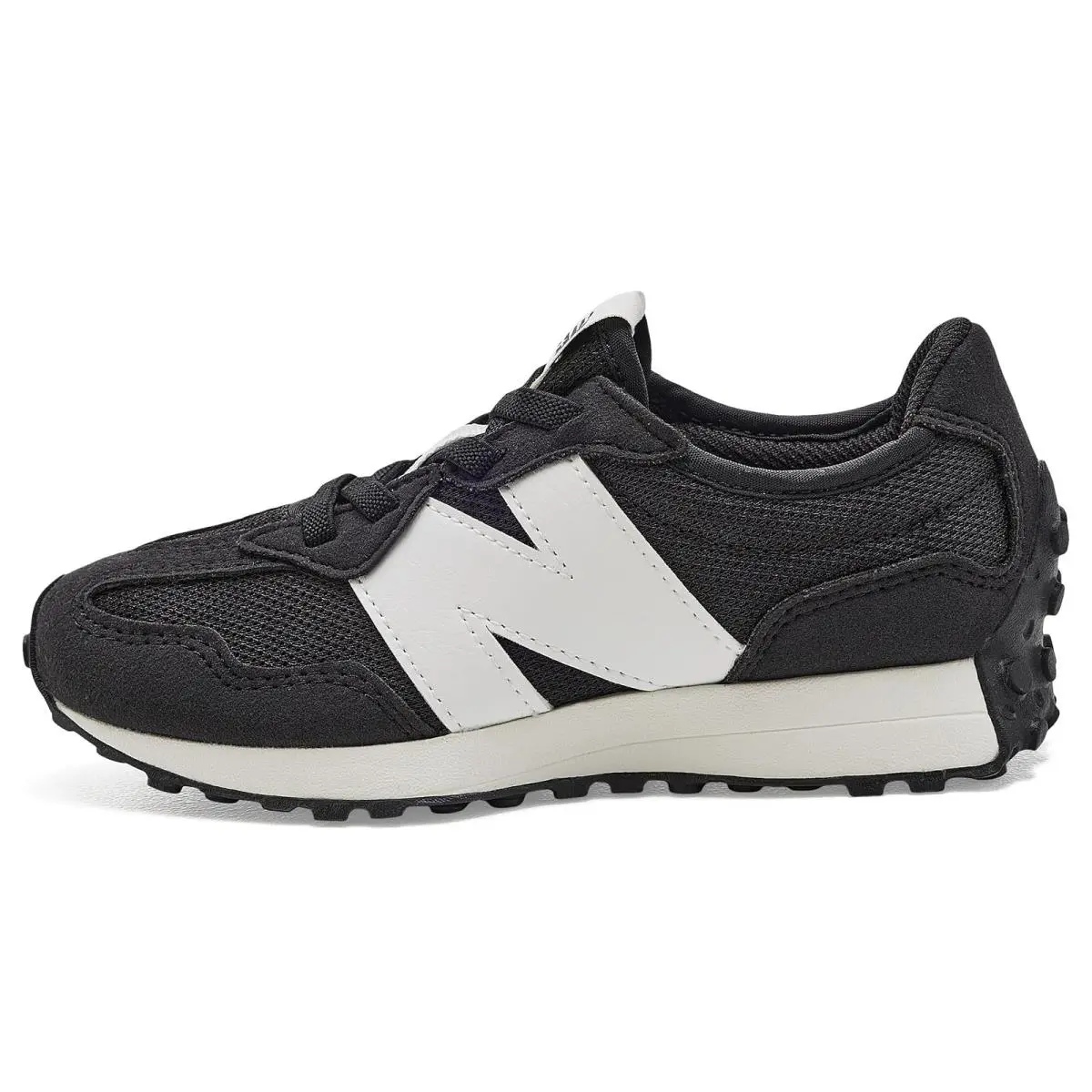 New Balance shoes - Black/White 9