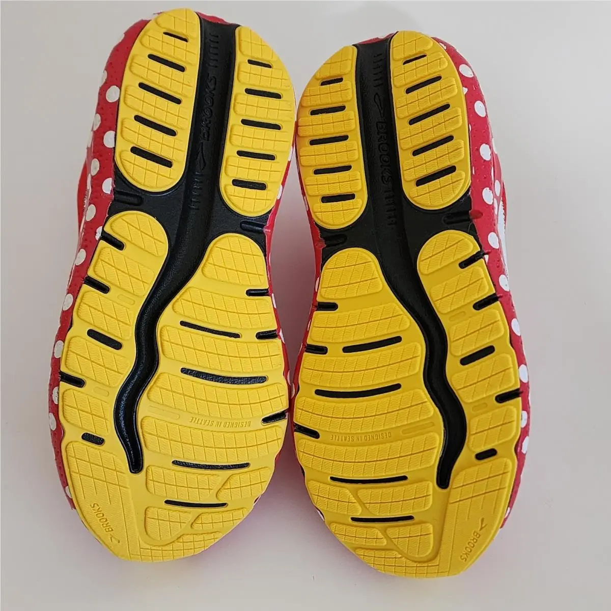 Brooks shoes - Brooks Ghost Max 2 - Ghost Max - 1204961B608 - Red 5