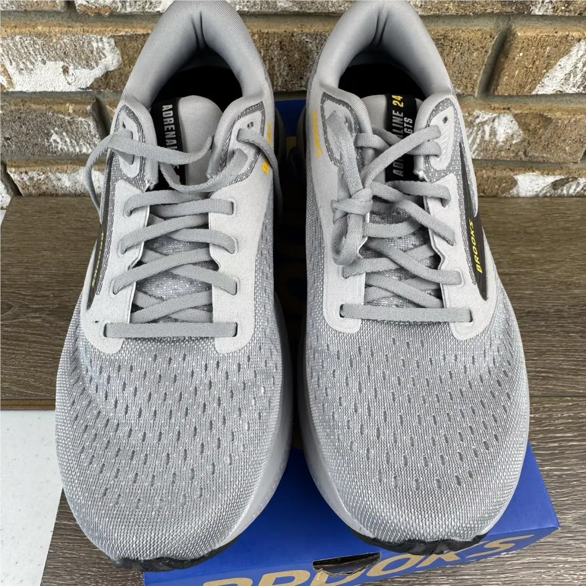 Brooks shoes - Brooks Adrenaline GTS 24 - Adrenaline GTS - 110437-2E-084 - Gray 2