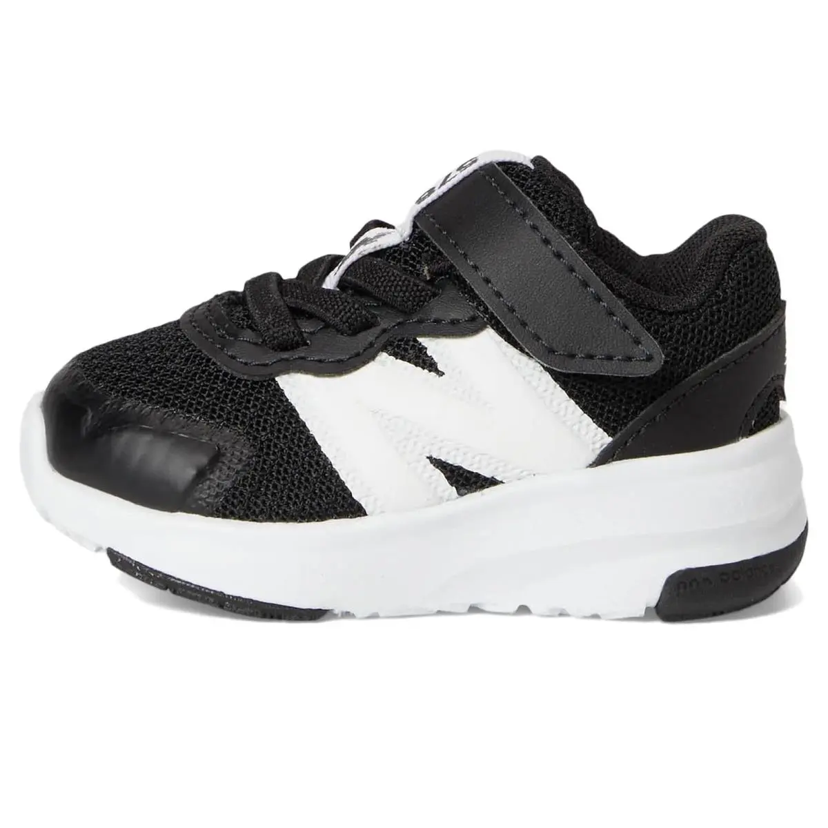 New Balance shoes - Black/White 2
