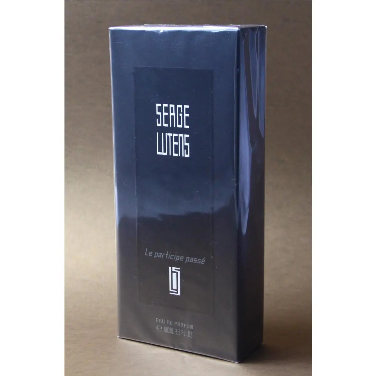 Eau DE Parfum - LE Participe Passe Full Size = 3.3 Fl. OZ by Serge Lutens