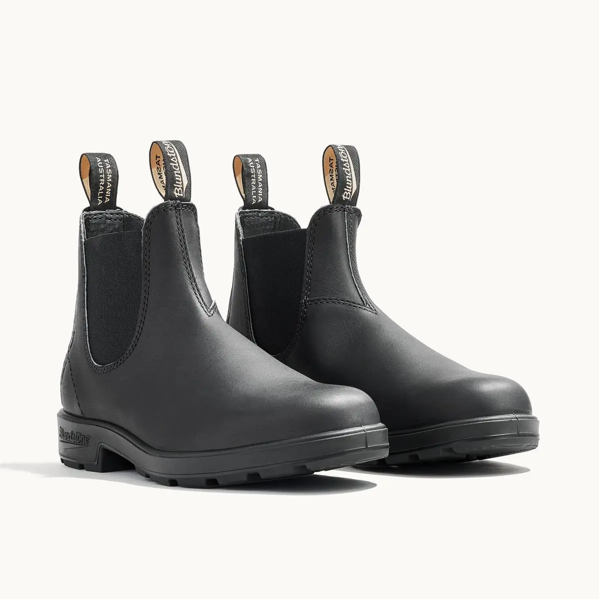 Blundstone 510 Originals Chelsea Boot in Black Leather Men`s