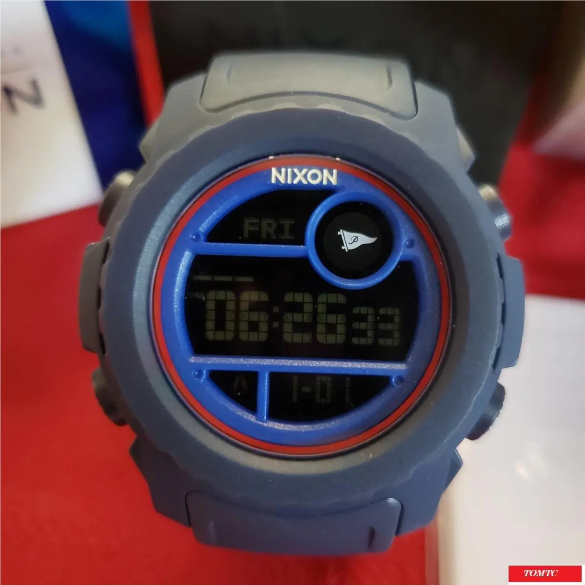 The Super Unit Primitive 200M China Movement Blacklight w/ Case 16B by Nixon