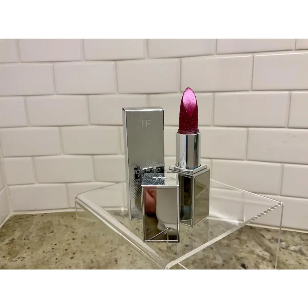Extreme Lip Spark Lipstick Full Size 10 STINGER by Tom Ford